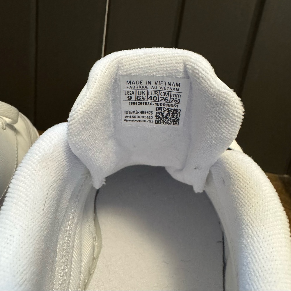 Reebok Women’s Club C Extra Shoes - Picture 5 of 7